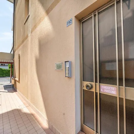 Διαμέρισμα Sunset House *